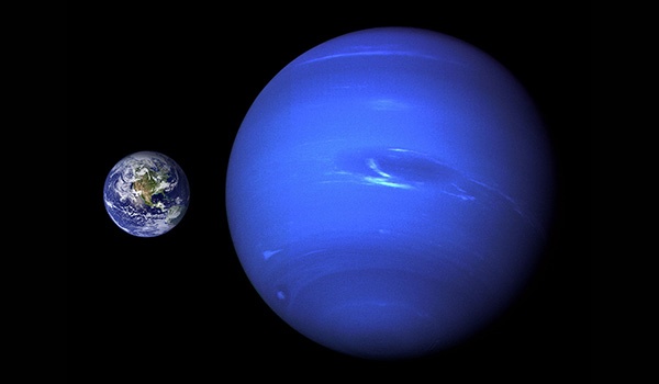 حجم البقعة العملاقة